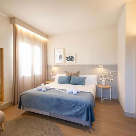 Fisa Rentals Ramblas Apartments Barcelona Exterior foto