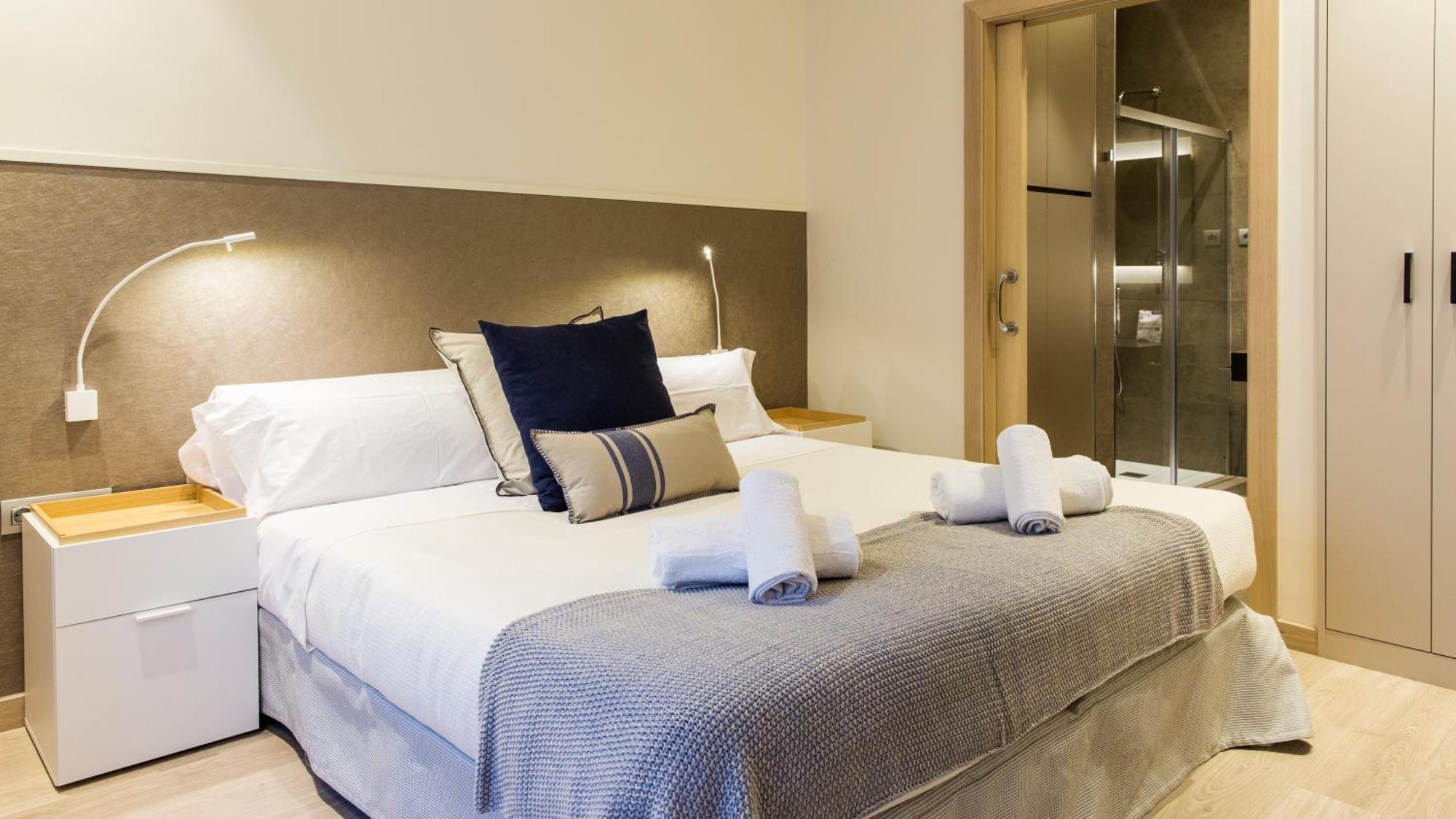 Fisa Rentals Ramblas Apartments Barcelona Exterior foto